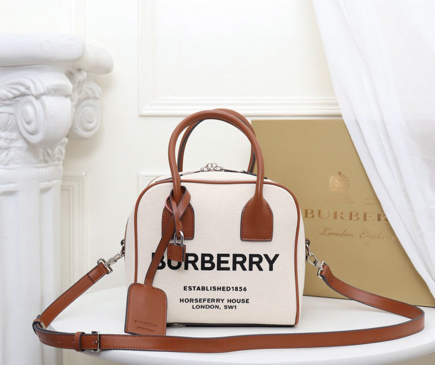 Wholesale Cheap Burberr y Designer Bags for Women