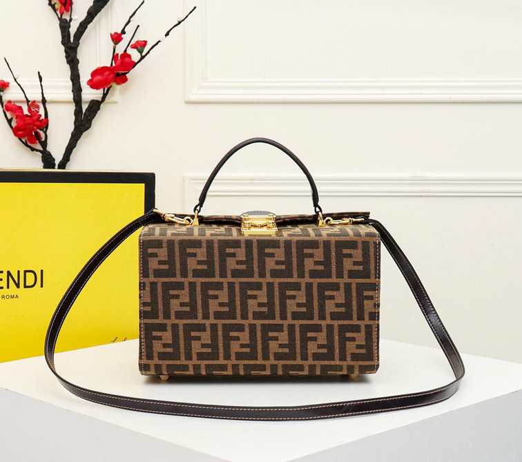 Wholesale Cheap Fendi cosmetic bag for sale