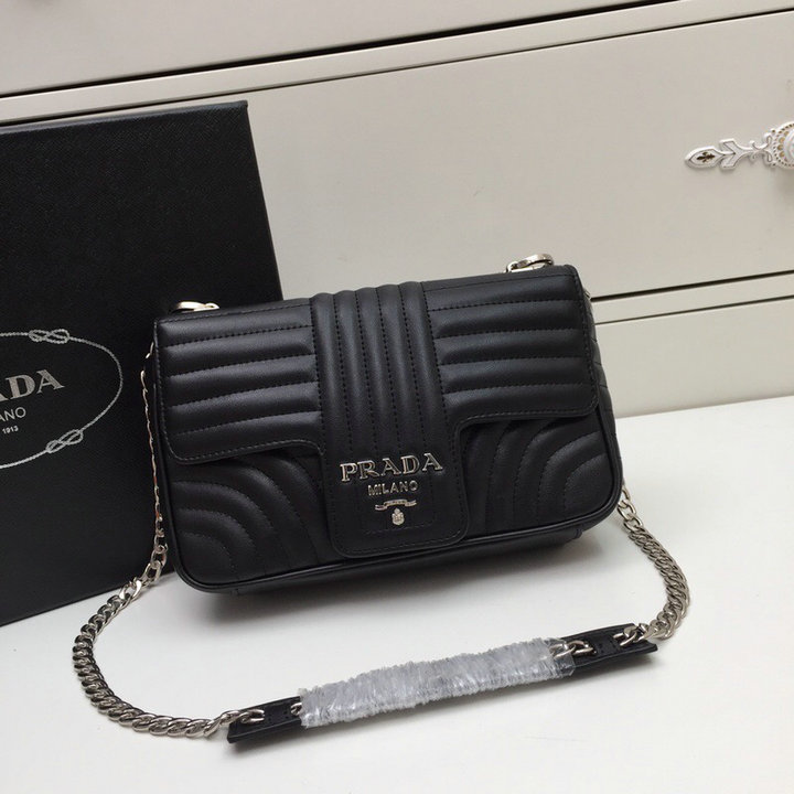 Wholesale High Quality Replica Prada Designer Handbags