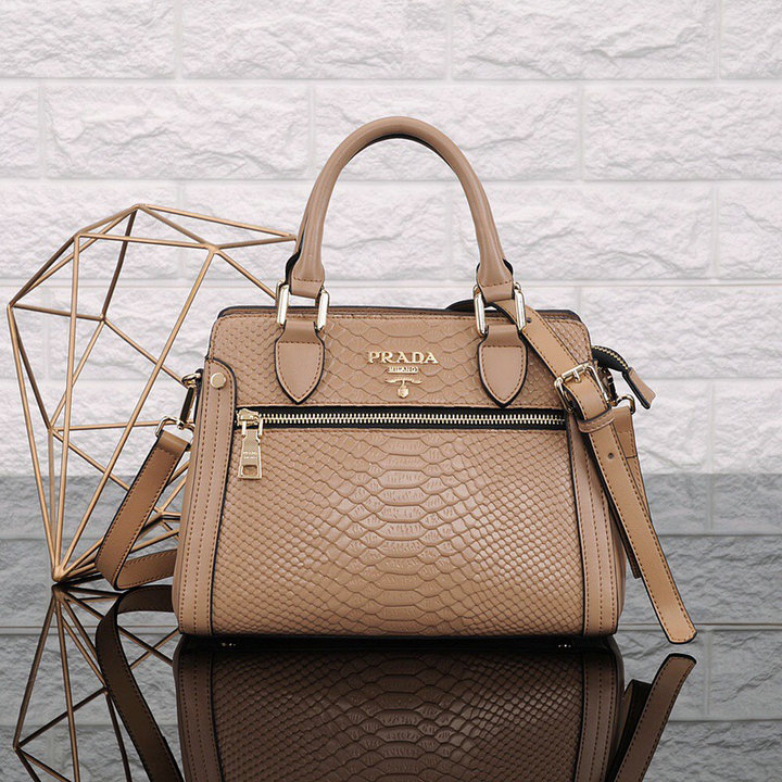 Wholesale Luxury Replica Prada Handbags for Women