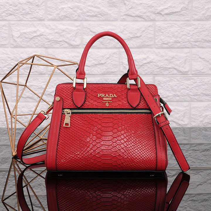 Wholesale Luxury Replica Prada Handbags for Women