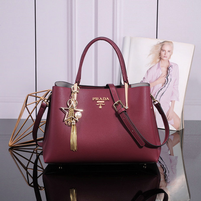 Wholesale Cheap Replica Prada Handbags for sale