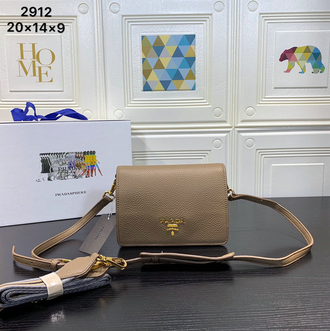 Wholesale Cheap Prada Womens Designer Bags for Sale