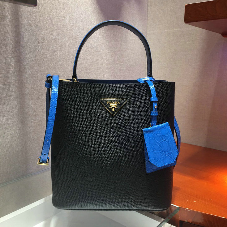 Wholesale High Quality Prada Replica Bags for Sale