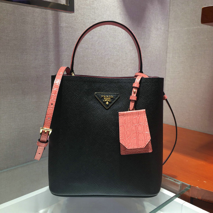 Wholesale High Quality Prada Replica Bags for Sale