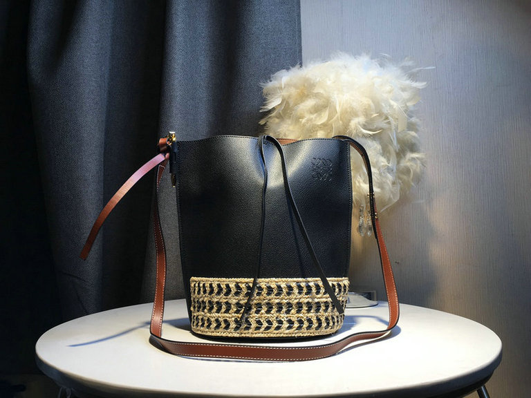 Wholesale High Quality Loewe Bags AAA for Sale