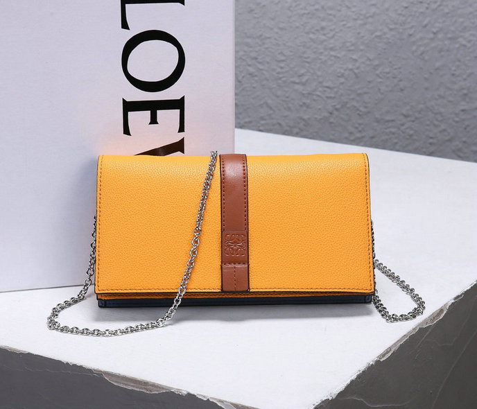 Wholesale Cheap AAA Designer Bags for sale