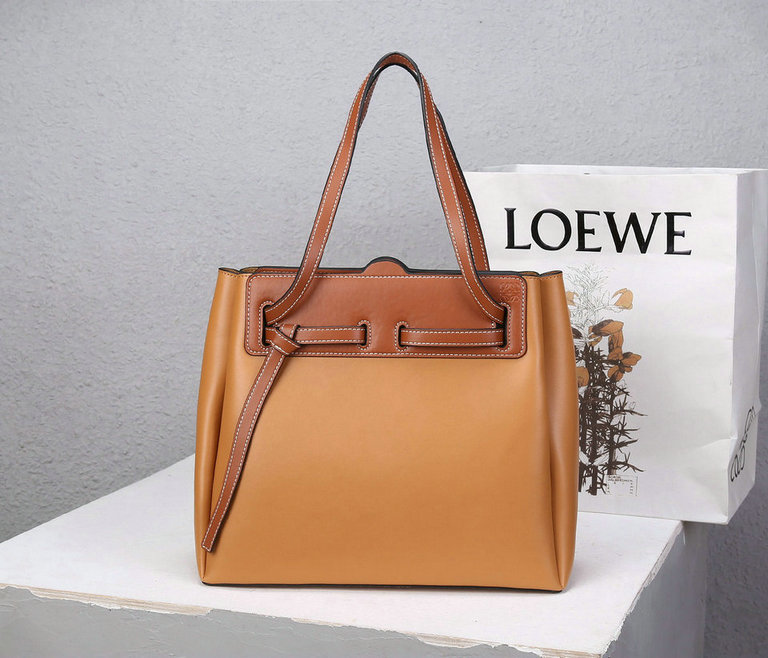 Wholesale Cheap Loewe AAA Handbags for Sale
