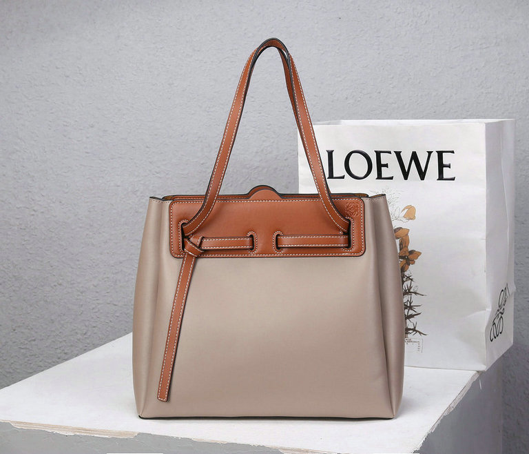 Wholesale Cheap Loewe AAA Handbags for Sale