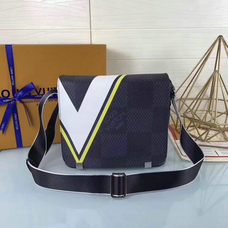 Wholesale Louis Vuitton Leather Messenger Bags for Men
