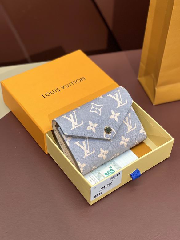 Wholesale High Quality Louis Vuitton Women's Fashion Victorine Leather AAA Designer Wallets for Sale