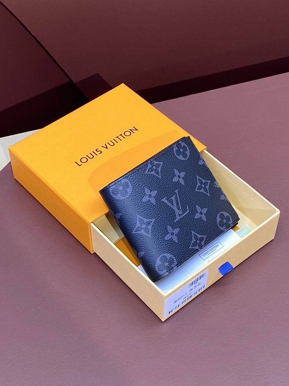 Wholesale High Quality Louis Vuitton Men's Fashion Leather Replica Designer Wallets for Sale