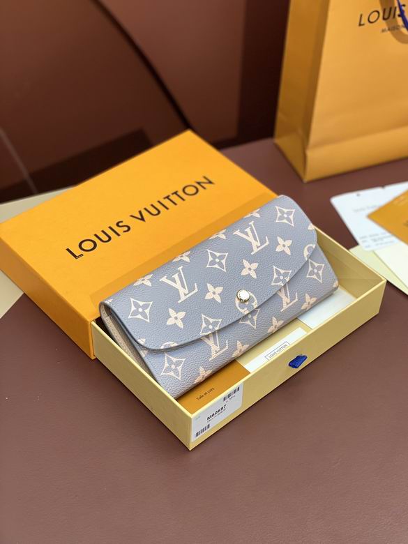 Wholesale High Quality Louis Vuitton Women's Fashion Emilie Leather Replica Designer Wallets for Sale