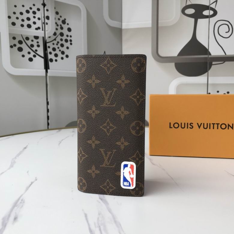 Wholesale High Quality AAA Louis Vuitton Fashion Leather Replica Wallets for Sale