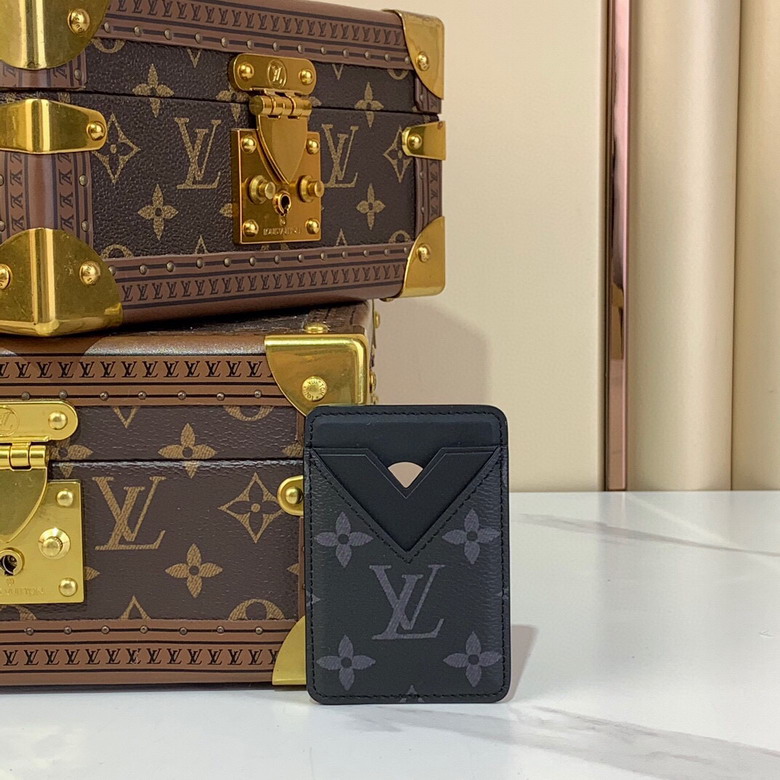 Wholesale High Quality AAA Louis Vuitton Porte-Cartes Magnet Card Holder for Sale