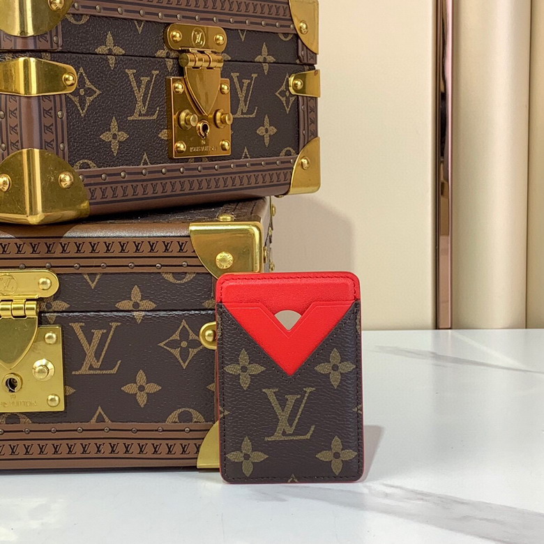 Wholesale High Quality AAA Louis Vuitton Porte-Cartes Magnet Card Holder for Sale