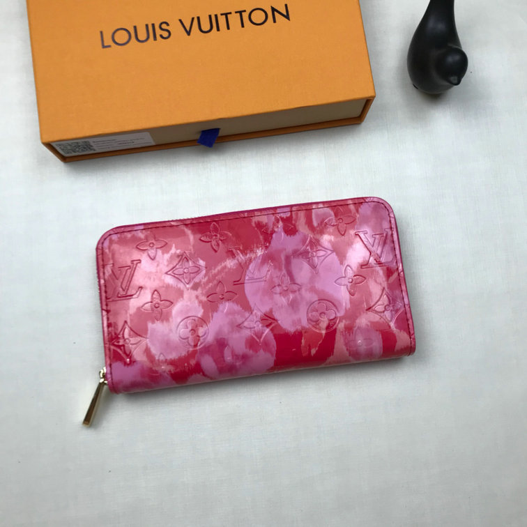 Wholesale AAA Replica Louis Vuitton Wallets for Sale