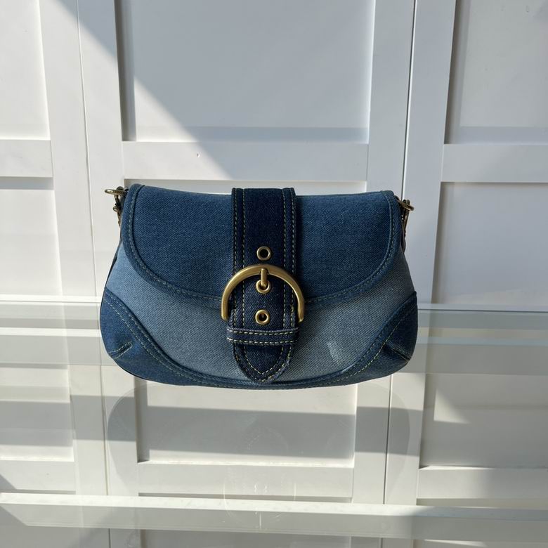 Wholesale AAA Quality Women's C.oach Replica Shoulder Bags for Sale