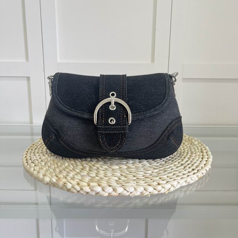 Wholesale AAA Quality Women's C.oach Replica Shoulder Bags for Sale