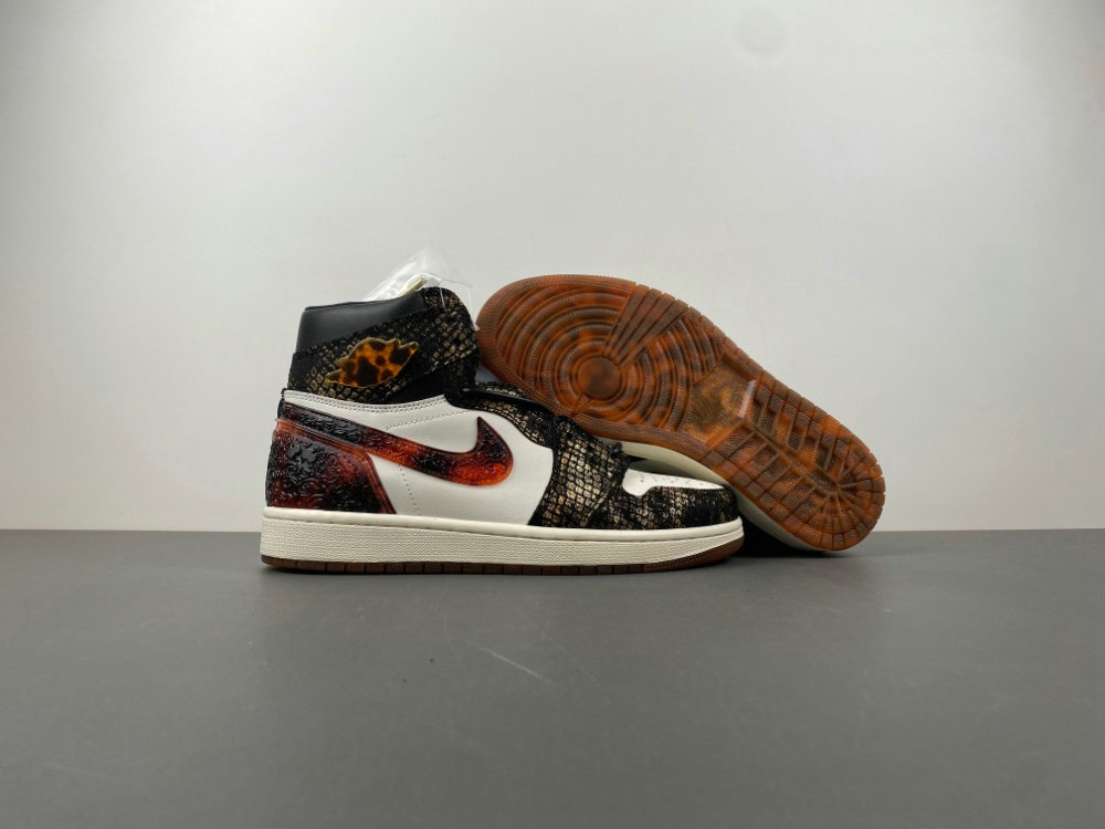 Air Jordan 1 High OG “Xuanwu” Sneaker LB3165 091