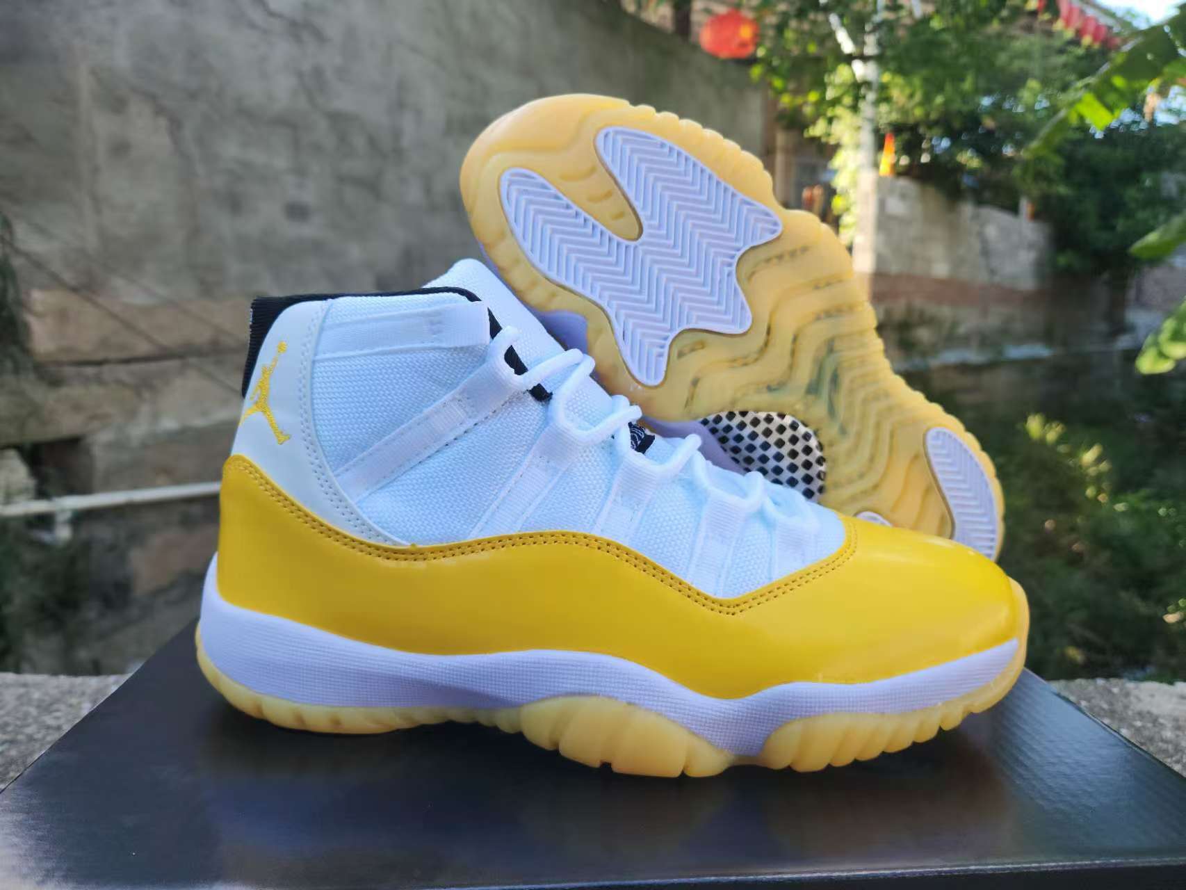 Wholesale Cheap Air Jordan 11 Retro men's Sneaker for Sale
