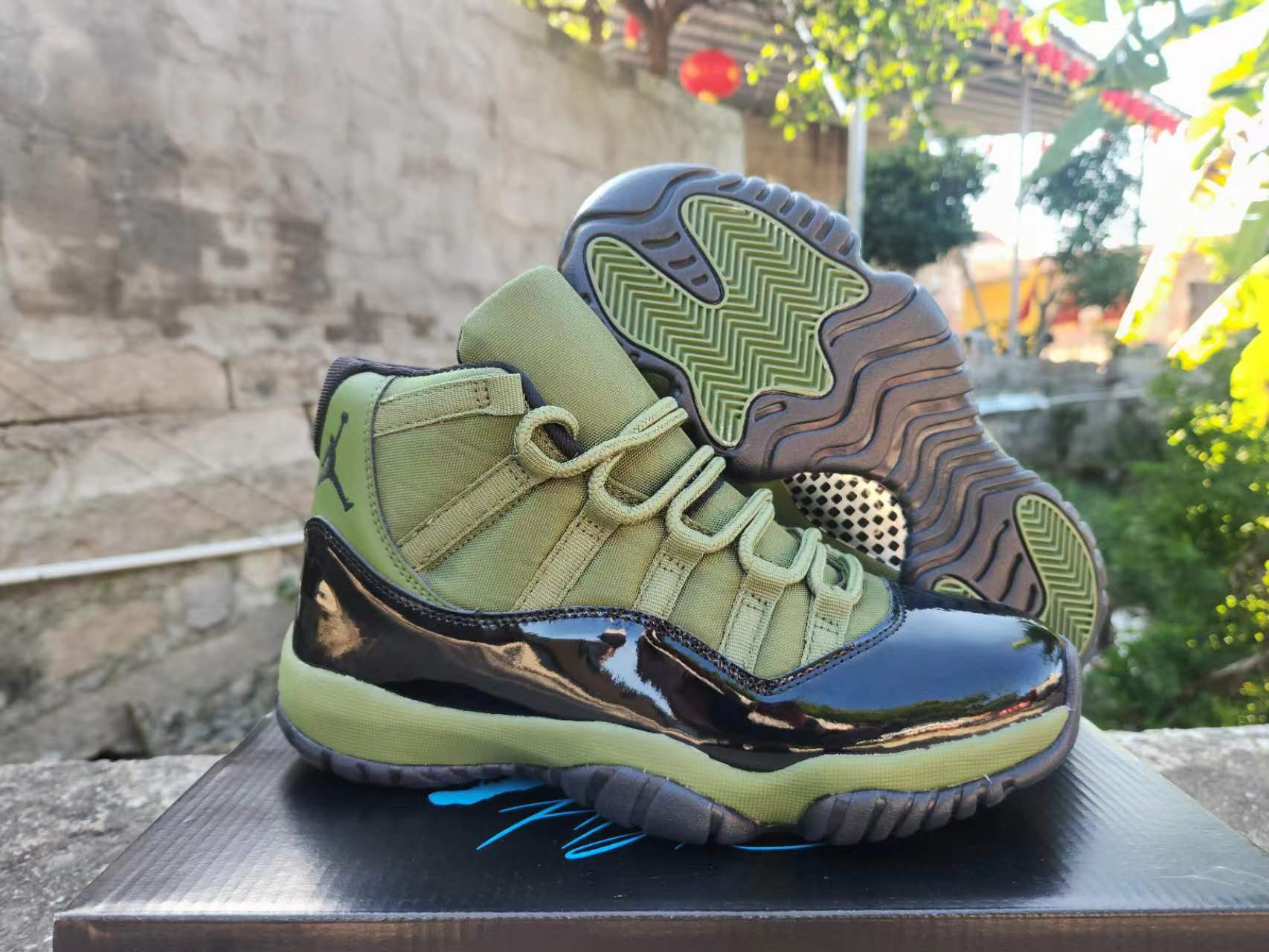 Wholesale Cheap Air Jordan 11 Retro men's Sneaker for Sale