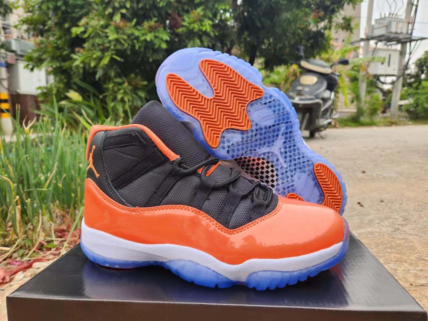 Wholesale Cheap Air Jordan 11 Retro men's Sneaker for Sale