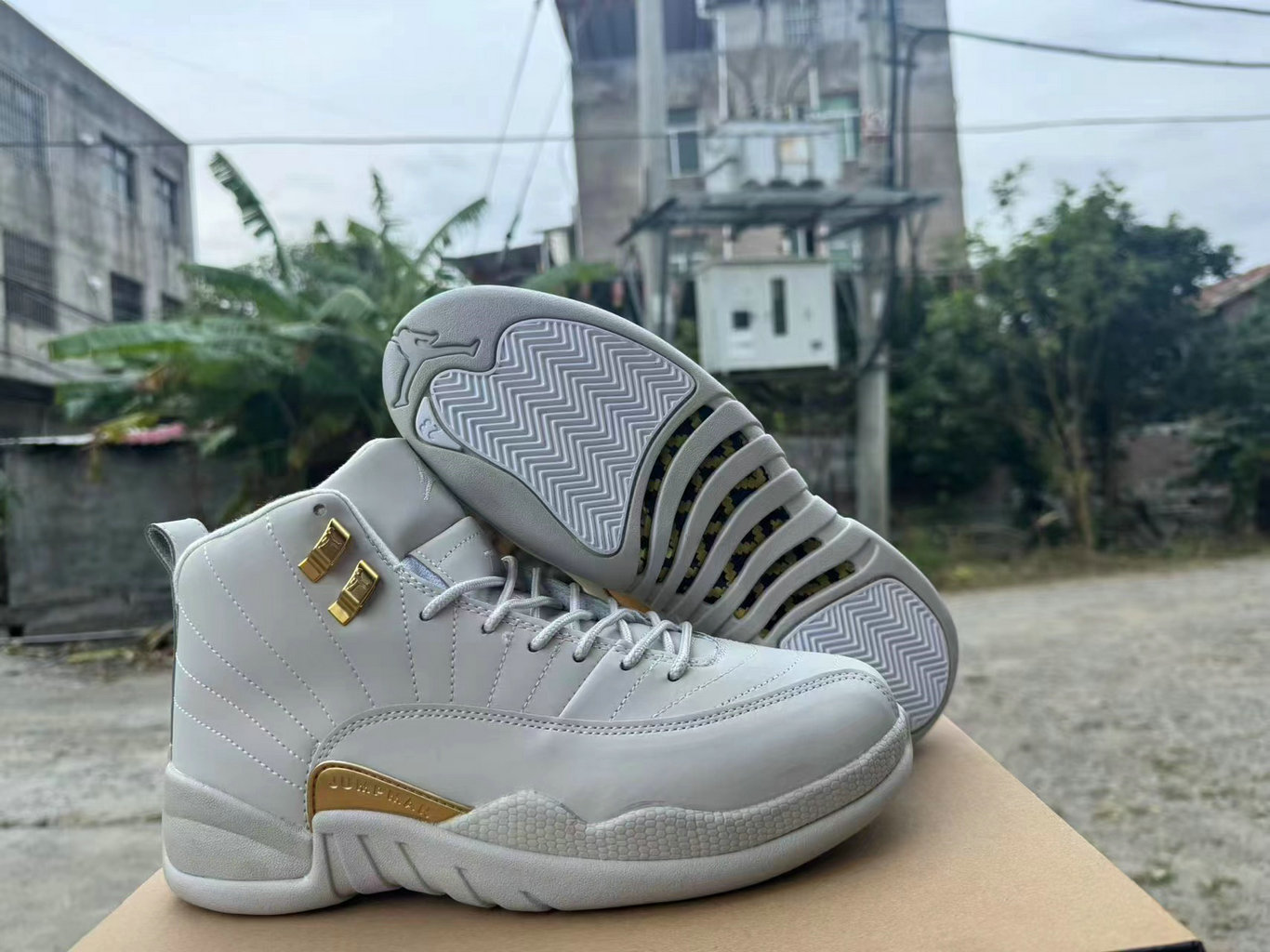Wholesale Cheap Air Jordan 12 Retro Basketball Shoes for sale