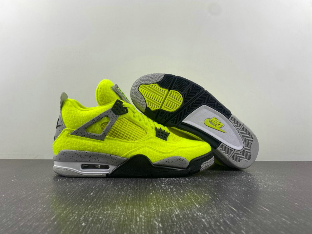 Air Jordan 4 Retro “Let’s Play Tennis” Sneaker DV6773 700