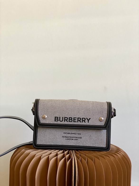 Wholesale Cheap AAA B urberry Designer bags for Sale