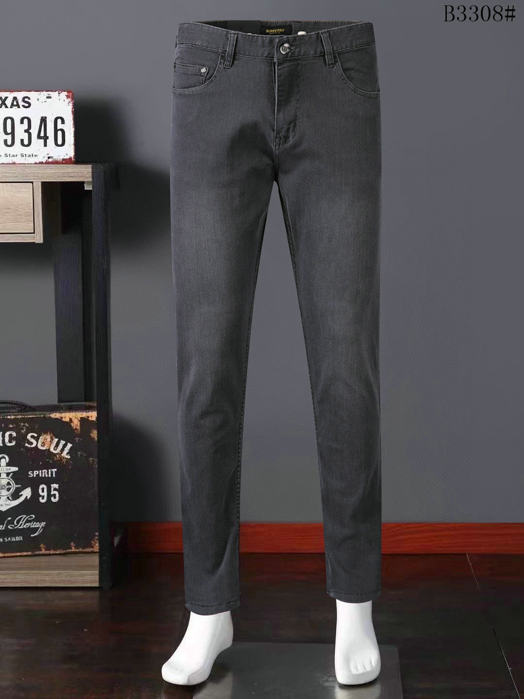 Wholesale Cheap B urberry Mens Designer Jeans for Sale