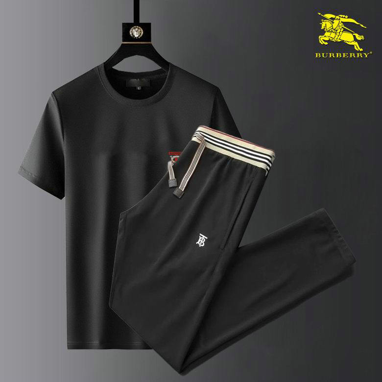 Wholesale Cheap B urberry Designer Short Sleeve Tracksuits for Sale