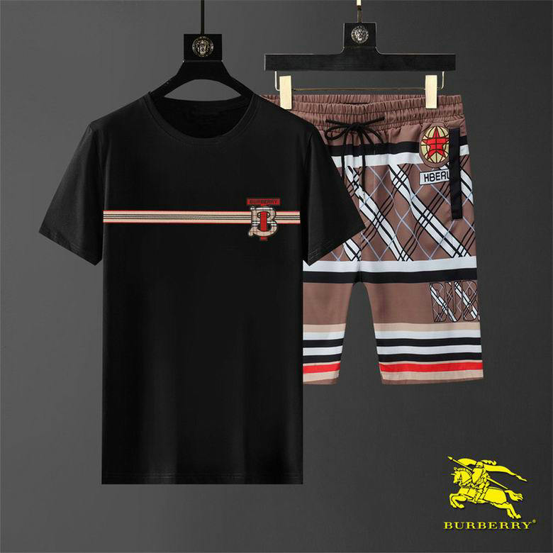 Wholesale Cheap B urberry Short Sleeve Men Tracksuit for Sale