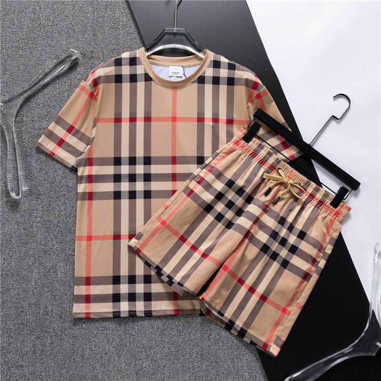 Wholesale Cheap B urberry Short Sleeve Replica Tracksuits for Sale