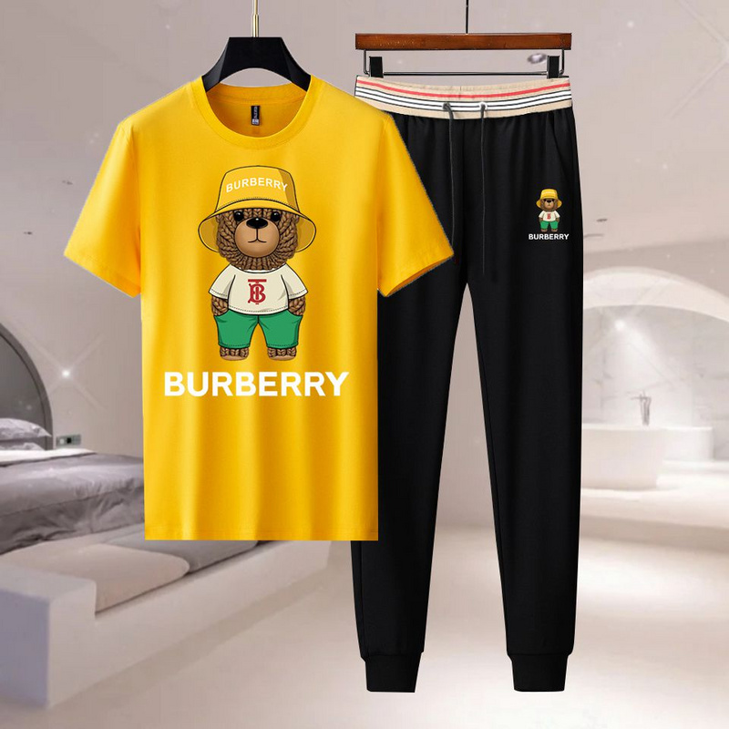 Wholesale Cheap B urberry Short Sleeve Replica Tracksuits for Sale