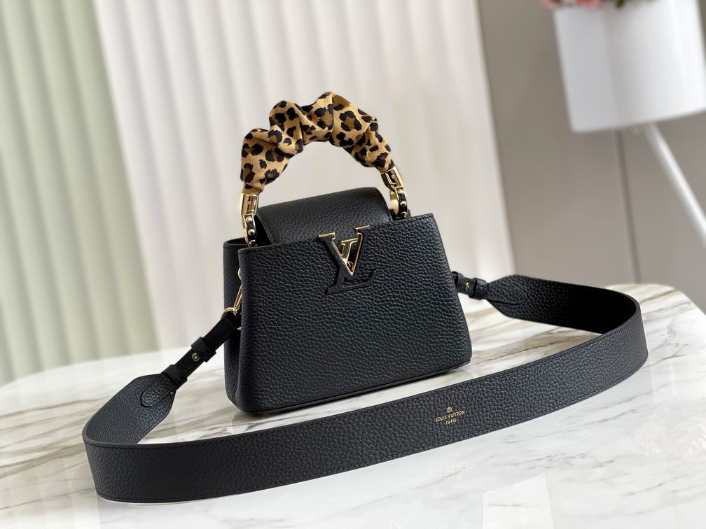 Wholesale Cheap Louis Vuitton replica Capucines Women Tote Shoulder bags for Sale