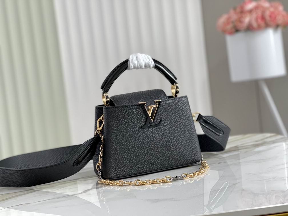 Wholesale Cheap Louis Vuitton replica Capucines Women Tote Shoulder bags for Sale