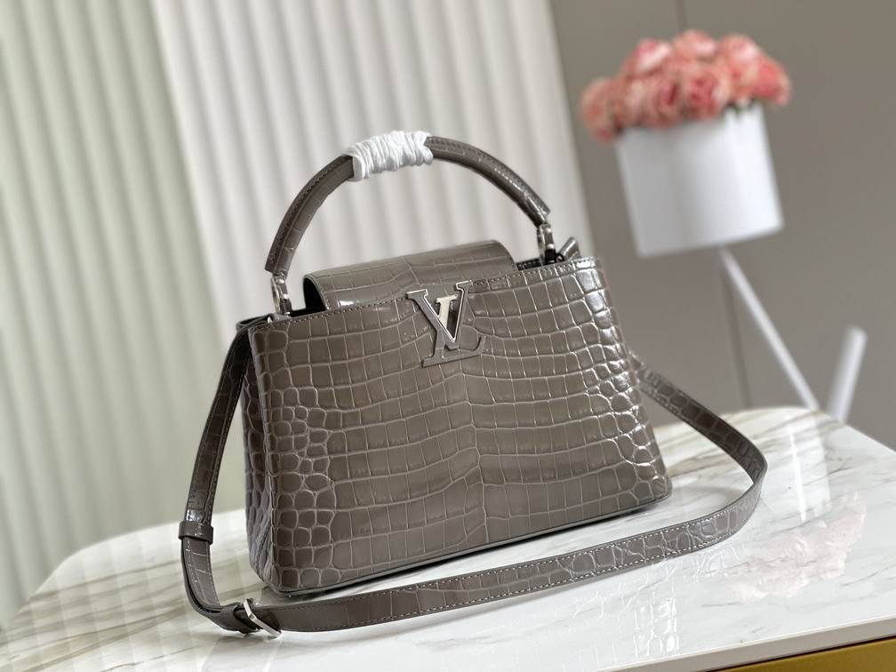 Wholesale Cheap Louis Vuitton Capucines Women Tote Shoulder bags for Sale