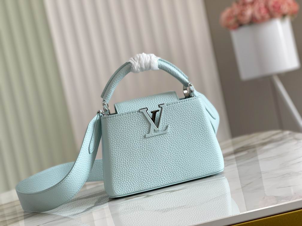 Wholesale Cheap Louis Vuitton replica Capucines Women Tote Shoulder bags for Sale