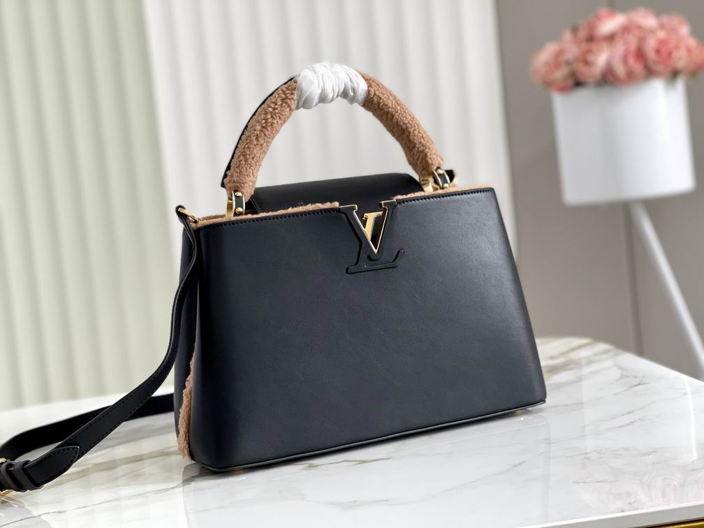 Wholesale Cheap Louis Vuitton replica Capucines Women Tote Shoulder bags for Sale