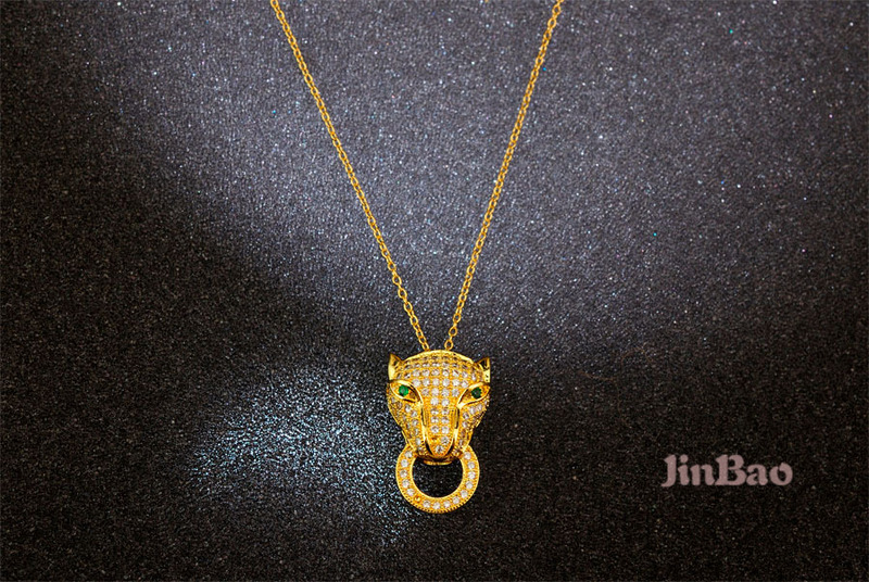 Wholesale Cheap Womens Cartier Necklaces for sale