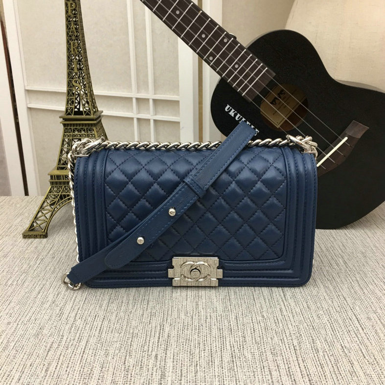 Wholesale AAA Women Fashion Bags (silver buckle)