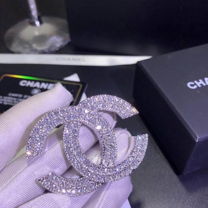 Wholesale womens fashion designer brooch for sale