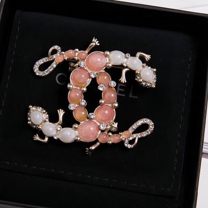 Wholesale womens fashion designer brooch for sale