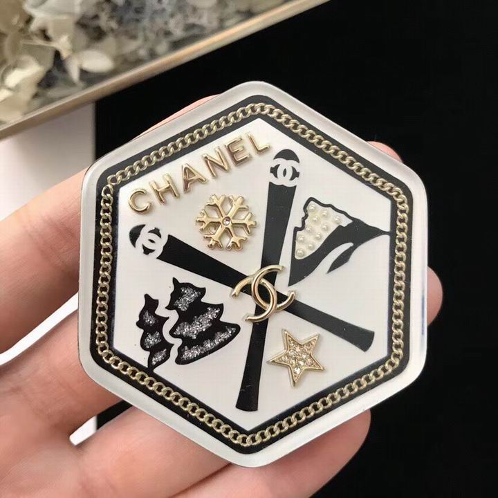Wholesale womens fashion designer brooch for sale