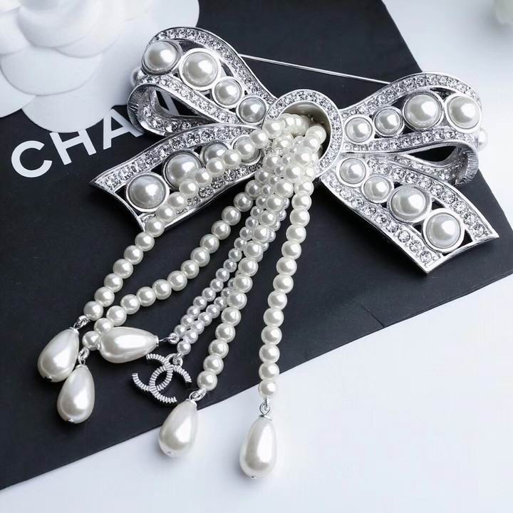 Wholesale womens fashion designer brooch for sale