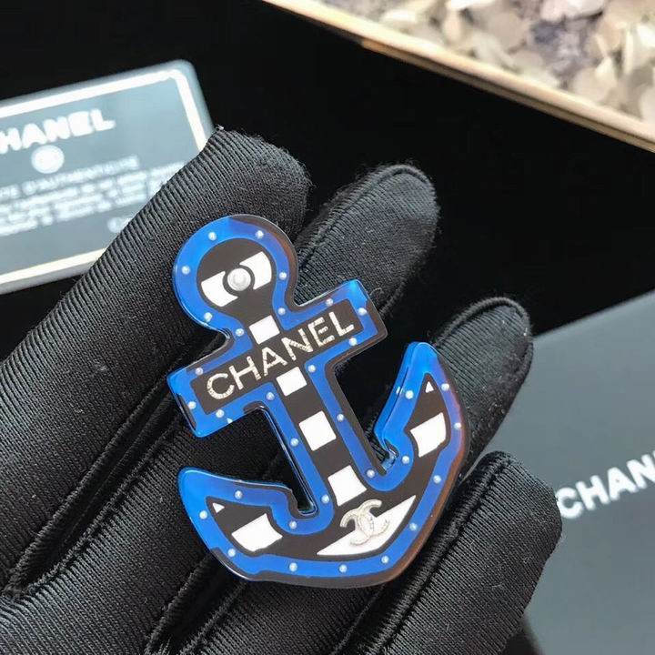 Wholesale womens fashion designer brooch for sale