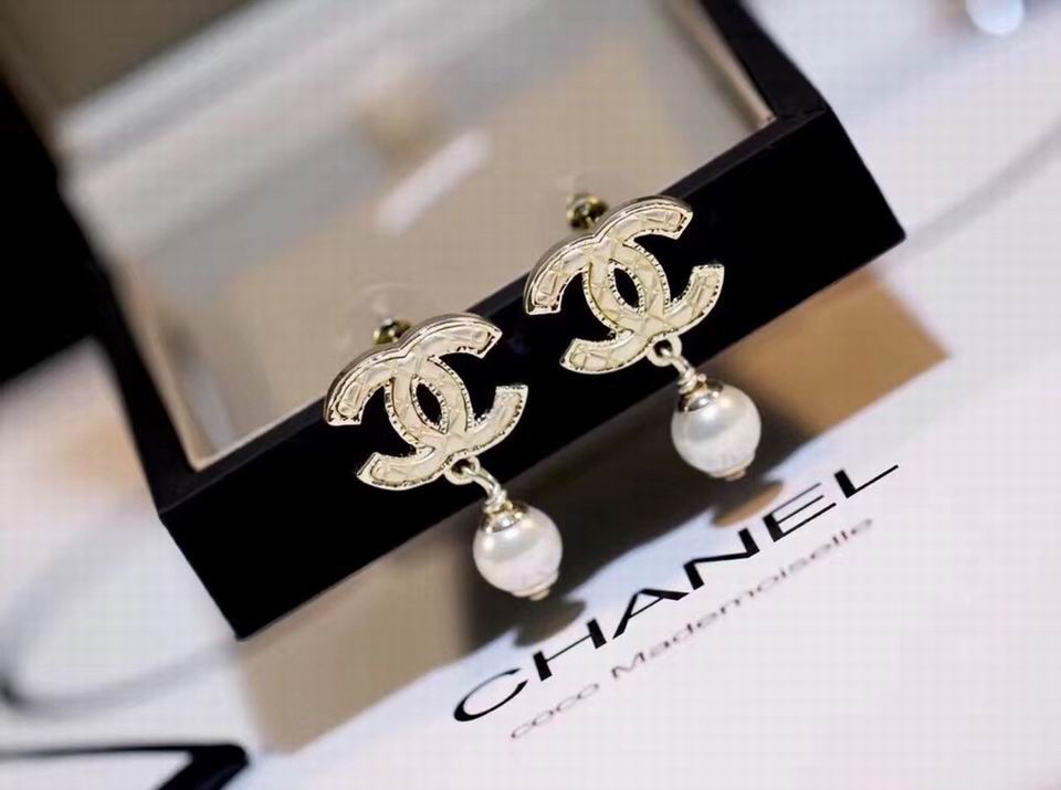 Wholesale Womens Designer Fashion Earrings Sale