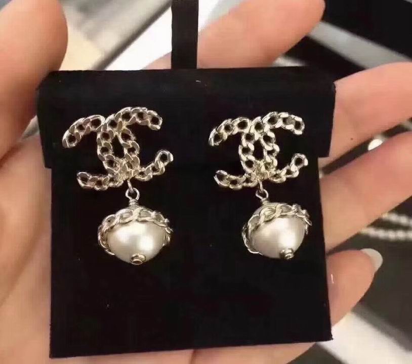 Wholesale Womens Designer Fashion Earrings Sale