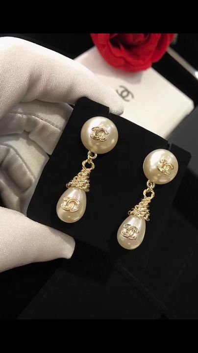 Wholesale Womens Designer Fashion Earrings Sale